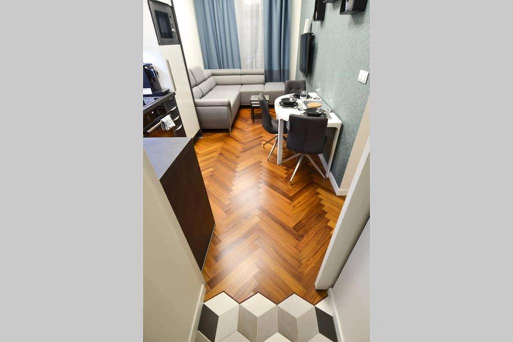 Brandly New Apartment Andel Prag Exteriör bild
