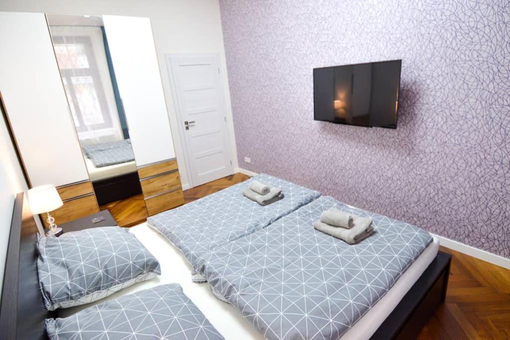 Brandly New Apartment Andel Prag Exteriör bild